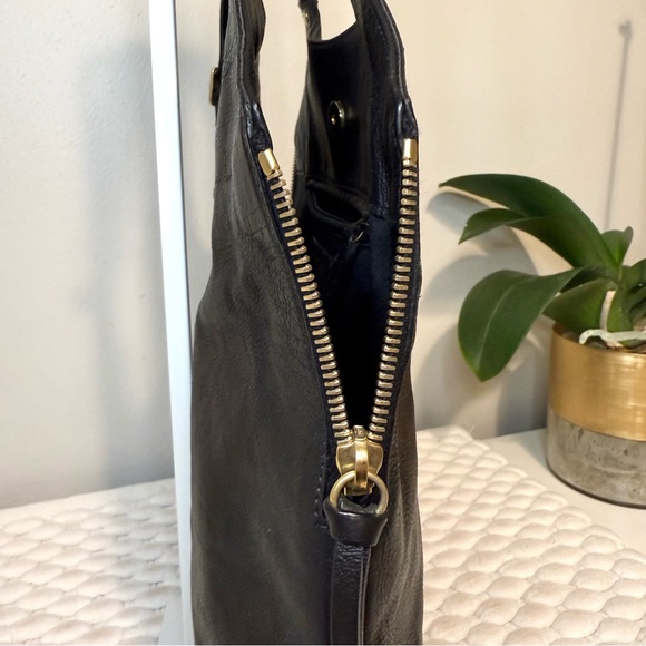 YSL YVES SAINT LAURENT Tribute Tote Shoulder Bag Leather Black - Picture 8 of 14